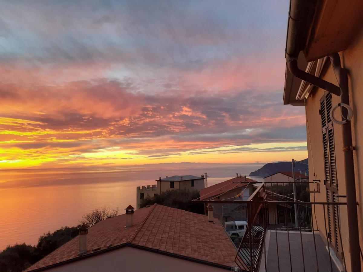 Creuza De Cinque Terre Apartment Volastra Eksteriør billede