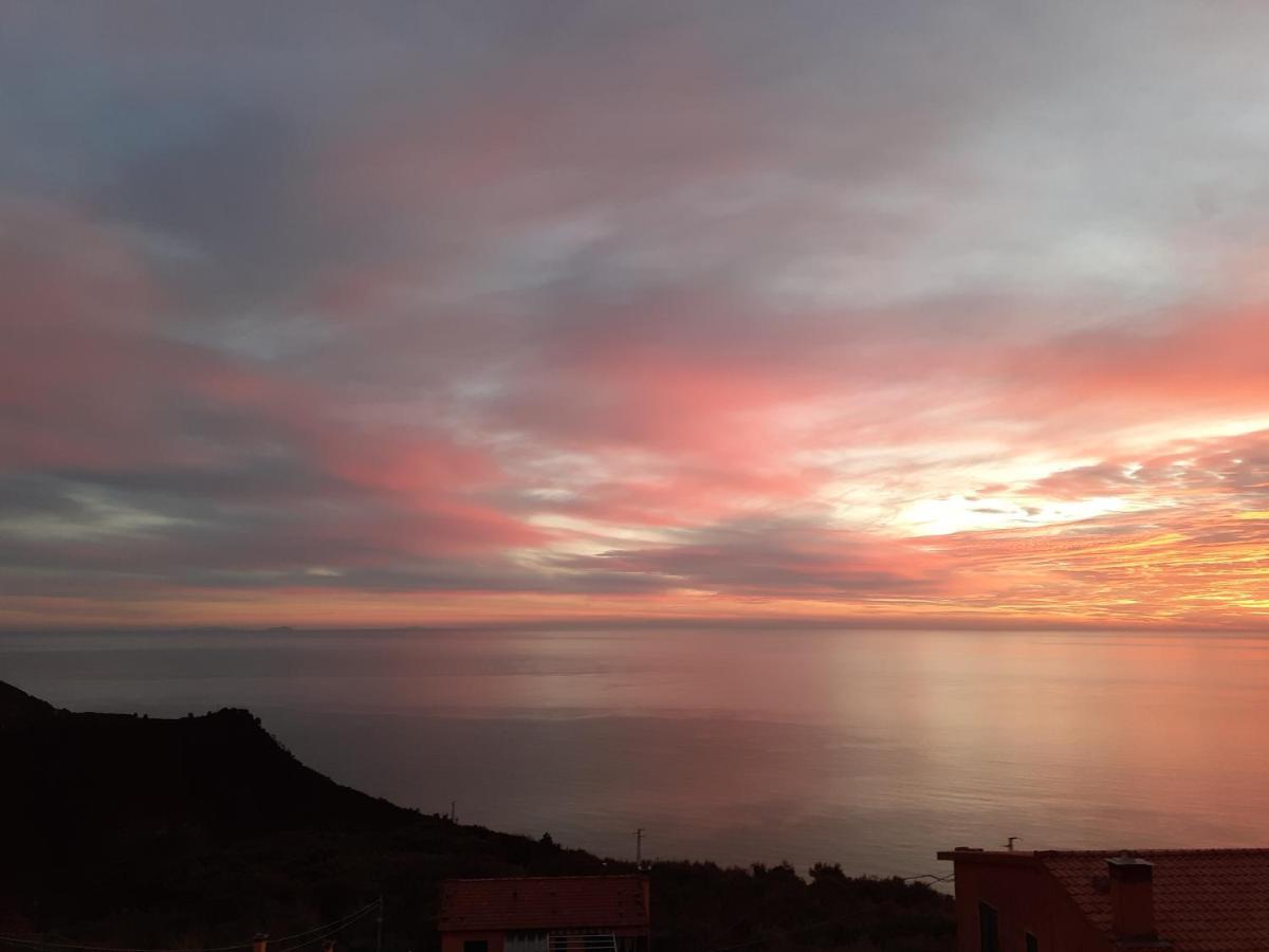Creuza De Cinque Terre Apartment Volastra Eksteriør billede
